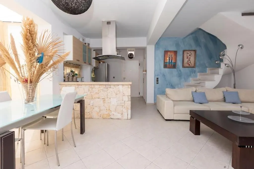 Terra Mare Pool Villa Kriopigi